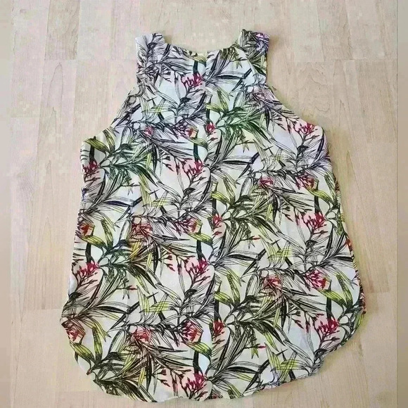 Saint tropez west tank top size medium - Picture 3 of 8